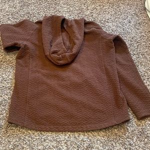 Patagonia hooded, cowl neck pullover. Textured diamond pattern.